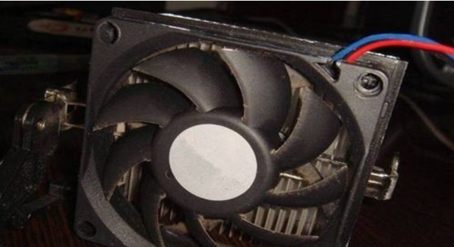 Win10專業(yè)版用戶電腦開機(jī)沒幾分鐘自動重啟怎么辦?