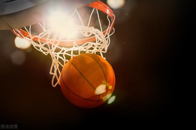 使用Python實現(xiàn)NBA球員數(shù)據(jù)查詢小程序功能