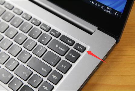 Win10電腦屏幕卡住不動了怎么辦?