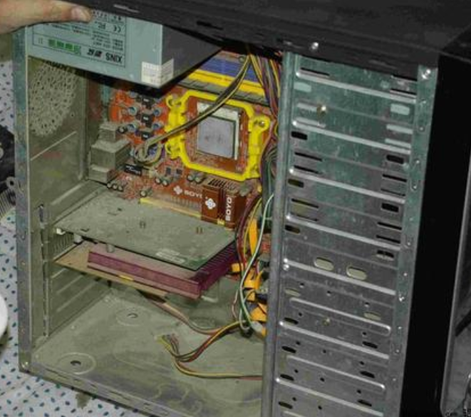 Win10電腦經(jīng)常死機(jī)是什么原因?