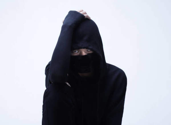 抖音黑臉v是誰(shuí)_抖音黑臉v個(gè)人資料分享