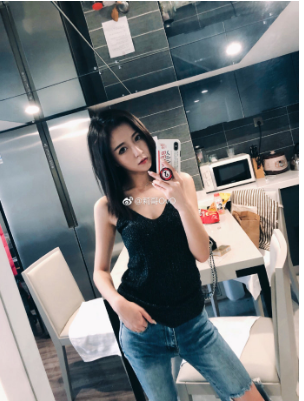 抖音煙槍嗓音另類唱腔莉哥o3o個(gè)人資料介紹!
